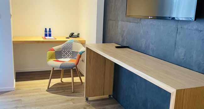 bureau chambre double sup hôtel Le Santiago Hendaye